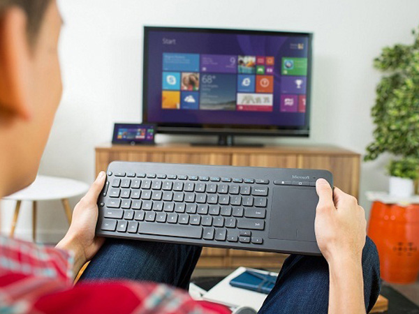 Sử dụng bàn phím để nhập liệu trên tivi nhanh chóng