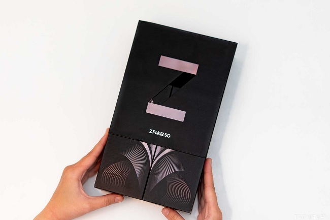 Hộp đựng Samsung Galaxy Z Fold 2 5G