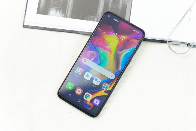 Màn hình kích thước đủ lớn đáp ứng không gian đủ lớn để hiển thị nội dung và đảm bảo độ sắc nét