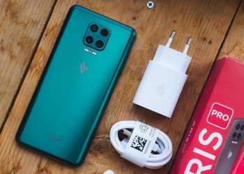 Vinsmart ra mắt Aris Pro – Điện thoại camera ẩn đầu tiên tại Việt Nam