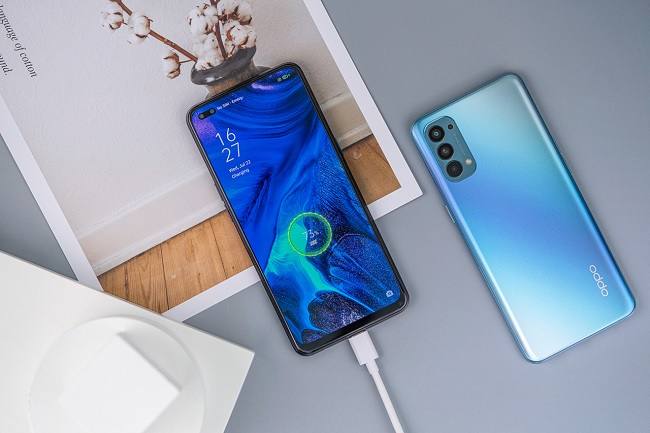 Reno4 còn được tích hợp công nghệ sạc nhanh với tốc độ sạc 30W thông qua cục sạc VOOC 4.0
