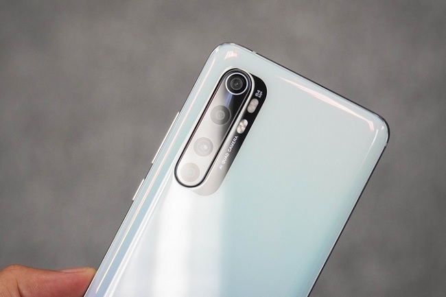 Xiaomi Mi Note 10 Lite có mặt sau tích hợp 4 camera