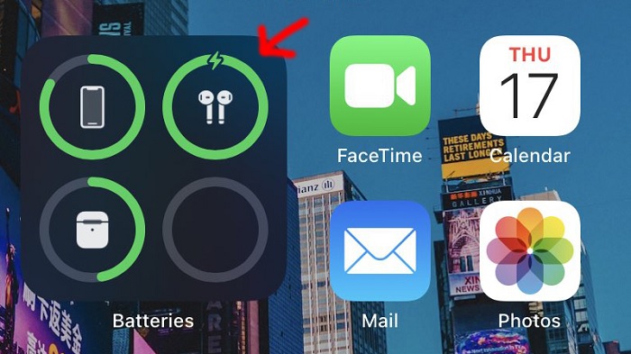 Bạn có thể kiểm tra dung lượng pin ngay của Airpods hay Apple Watch qua iOS 14 trên iPhone