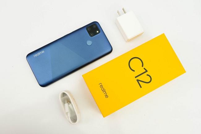 Tính năng ấn tượng trên Realme C12 nằm ở viên pin khủng