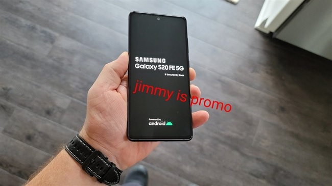 Galaxy S20 FE 5G có kích thước 6.5 inch, tốc độ làm mới 120Hz