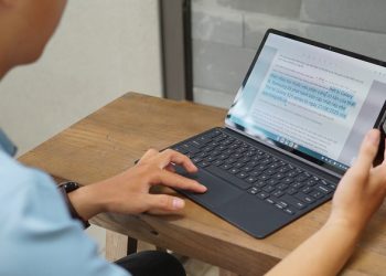 Trên tay Galaxy Tab S7