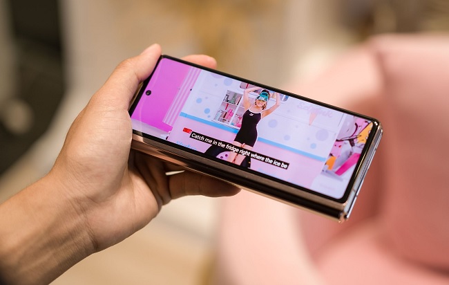 Cấu hình mạnh mẽ với con chip Snapdragon 865+