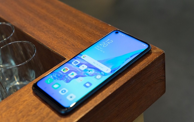 A53 có màn hình nốt ruồi ấn tượng