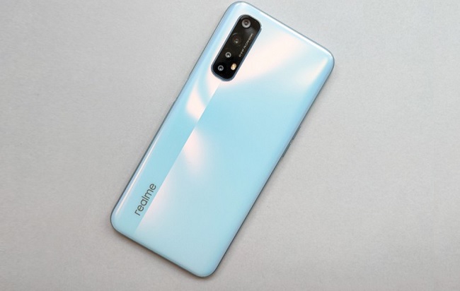 Realme 7 phiên bản màu Mist White