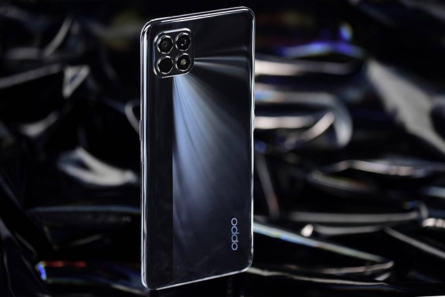 Phiên bản OPPO Reno4 SE màu đen