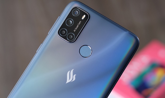 Vsmart Joy 4 có gì đặc biệt nữa về thiết kế? Đó chính là cụm camera sắp xếp như trên điện thoại cao cấp