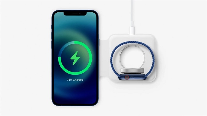 Bộ sạc kép dùng cho cả iPhone 12 và Apple Watch