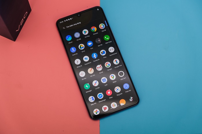 Vivo V20 không chỉ đẹp mà còn sở hữu viên pin dung lượng lớn