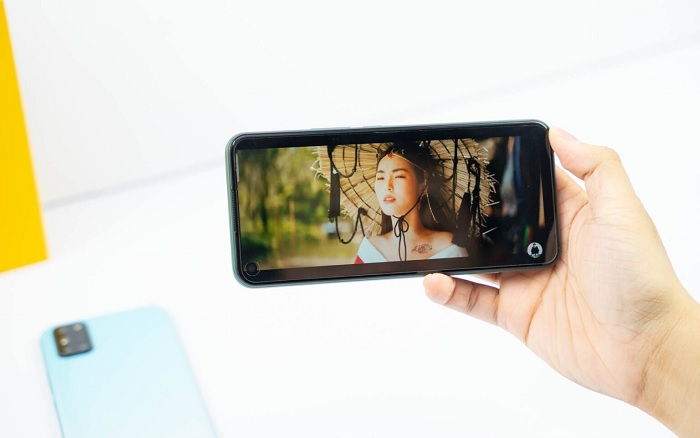 Realme 7i được trang bị màn hình 90Hz