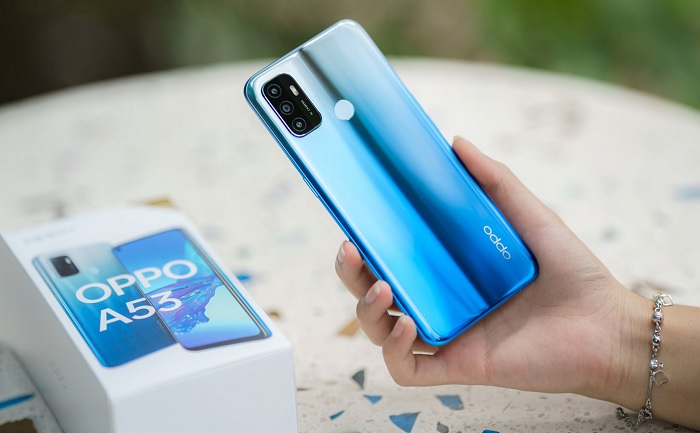 OPPO A53 lại được trang bị viên pin dung lượng lên đến 5.000 mAh và được hỗ trợ sạc nhanh 18W