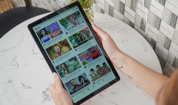 Tablet có màn hình có tỷ lệ 5:3 rất lý tưởng để giải trí