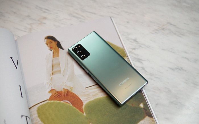Galaxy Note 20 có thiết kế đơn giản, thanh lịch và sang trọng