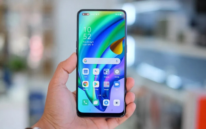 Máy được trang bị tấm nền AMOLED