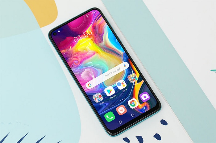 Vsmart Joy 4 sử dụng tấm nền LCD có độ sáng cao, độ phân giải full HD+ và màn hình rộng 6.53 inch