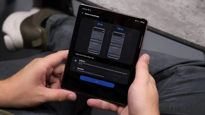 Hiệu năng của Z Fold 2 chính là điểm “ăn tiền” hơn so với Galaxy Fold đời cũ