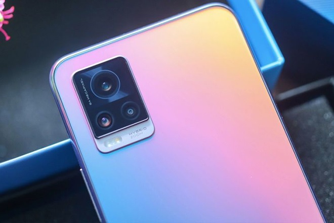 Cận camera sau của Vivo V20