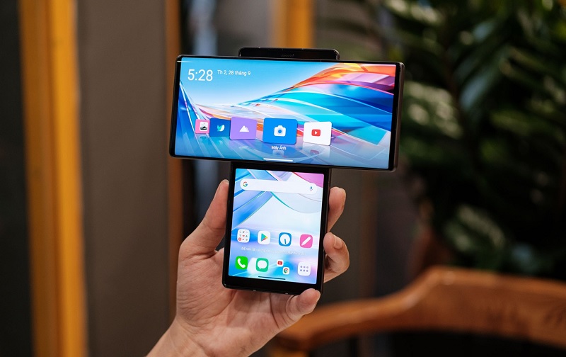 LG Wing sau khi được mở ra hoàn toàn