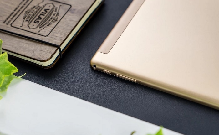 Các chi tiết nhỏ trên Masstel Tab 10 Plus có độ hoàn thiện rất tốt