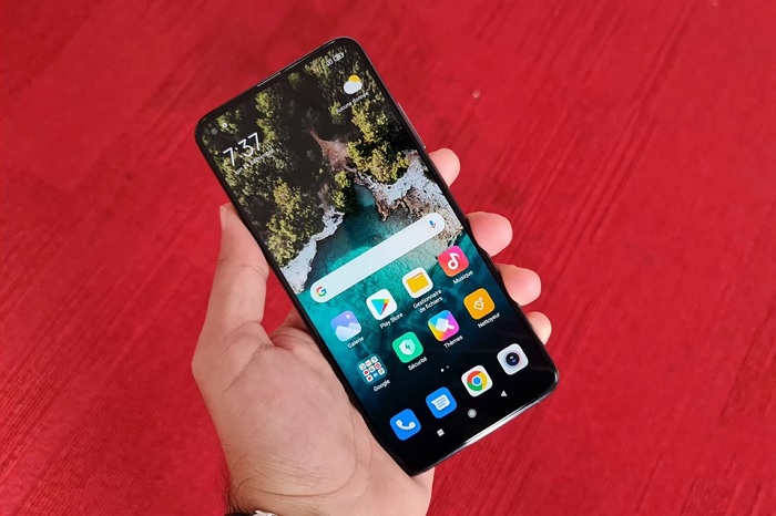 Mi 10T Pro được trang bị chip Snapdragon 865, Ram 8GB, Rom 128GB/256GB hỗ trợ 5G và được cài đặt sẵn hệ điều hành Android 10, giao diện MIUI 12