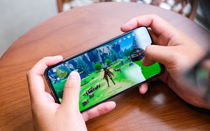 Mi 10T Pro 5G chơi game Genshin Impact