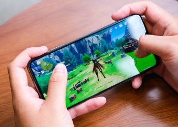 Trên tay Xiaomi Mi 10T Pro 5G: Chiếc smartphone hoàn hảo nhất hiện nay liệu có đúng?