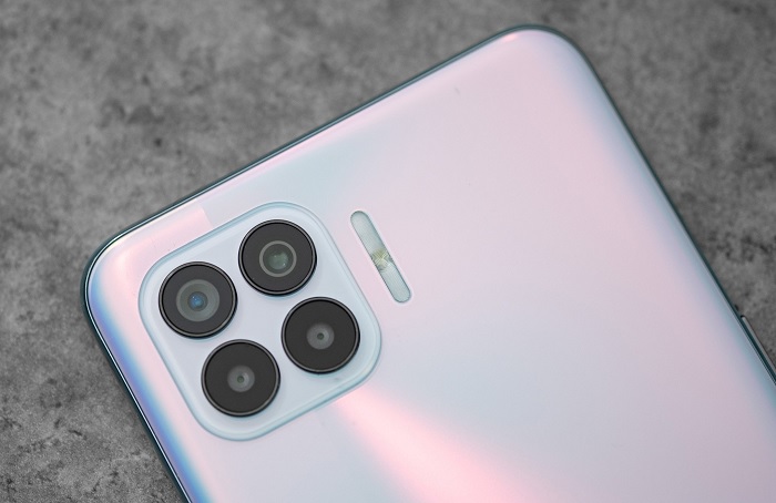 OPPO A93 sở hữu camera sau giống như một chiếc "bếp từ"