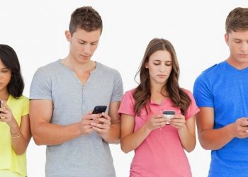 Cách cầm smartphone