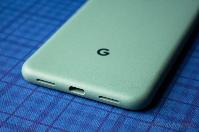 Mặt ốp lưng của Google được sản xuất từ chất liệu nhôm tái chế đặc biệt