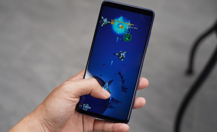 Màn hình có tốc độ 120Hz mang lại trải nghiệm mượt mà