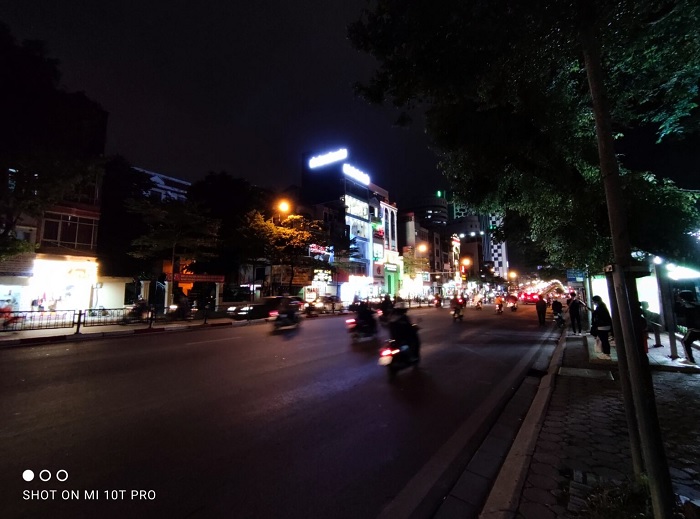 Chụp từ camera góc siêu rộng chế độ thường