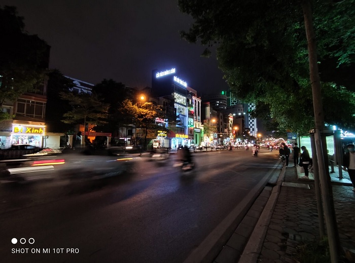 Và khi bật chế độ chụp đêm