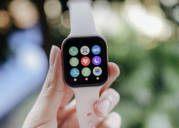 Đánh giá chi tiết OPPO Watch