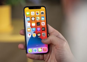 đánh giá thời lượng pin iPhone 12 mini