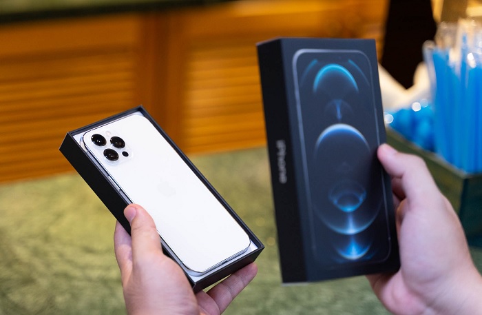 Hộp đựng iPhone 12 Pro Max