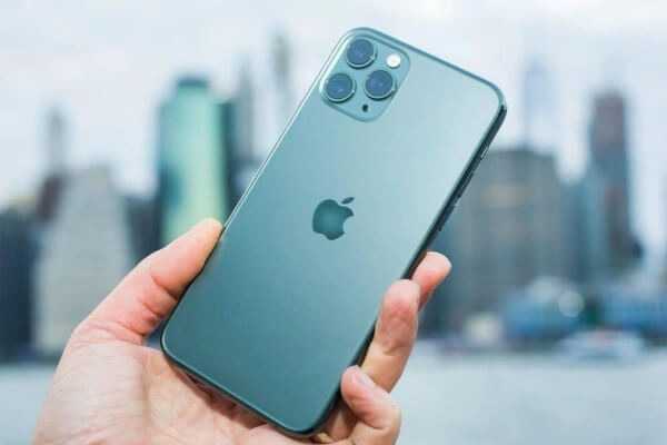 iPhone 11 Pro Max vẫn mang nét thiết kế hiện đại