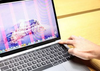 Hiện tượng màn hình laptop bị nhiễu xuất hiện sọc dọc