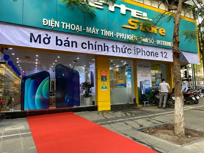 Mở bán iPhone 12