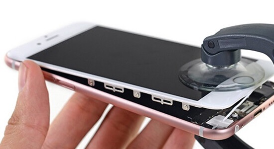 Thay màn hình iPhone chi phí rất đắt đỏ