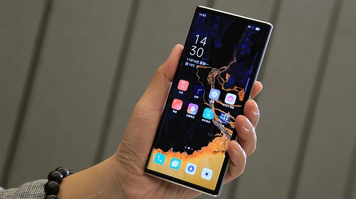 Màn hình máy kích thước 6.7 inch ở chế độ mặc định