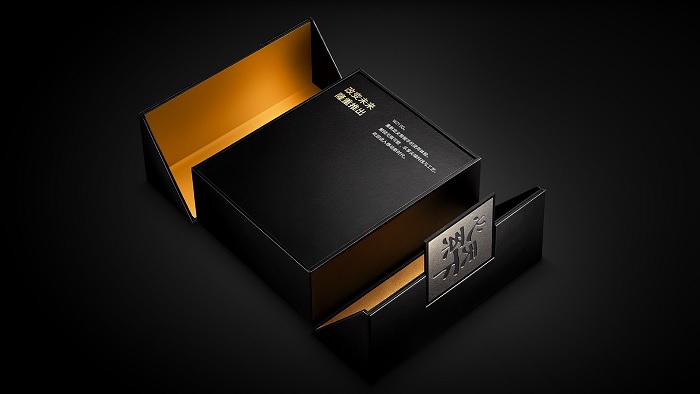 Hộp đựng Samsung W21 5G rất đặc biệt