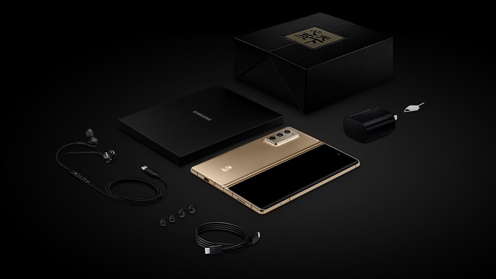 Các phụ kiện đi kèm máy