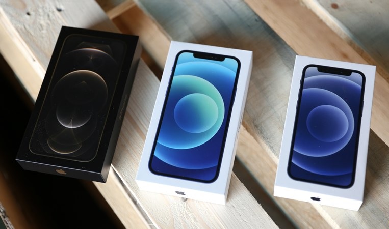 Hộp đựng iPhone 12 Pro nhỏ gọn và mỏng hơn
