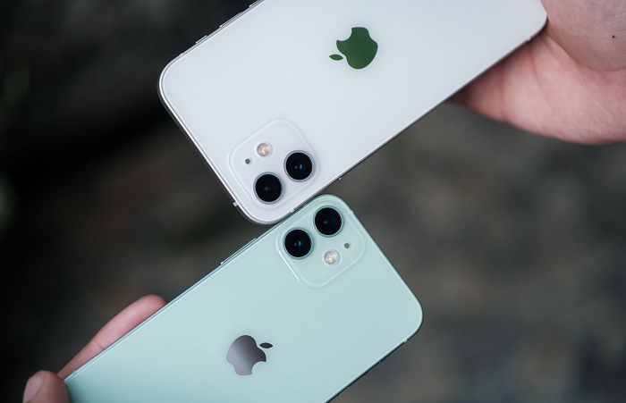 Kích thước cụm camera trên iPhone 12 mini bằng với iPhone 12 và iPhone 12 Pro