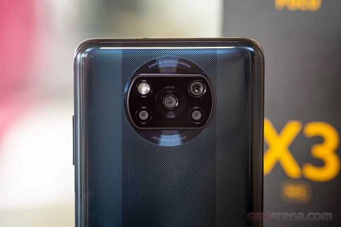 Cụm camera ấn tượng với 4 ống kính chất lượng