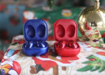 Galaxy Buds Live phiên bản màu mới – món quà Giáng Sinh tuyệt vời cho cặp đôi